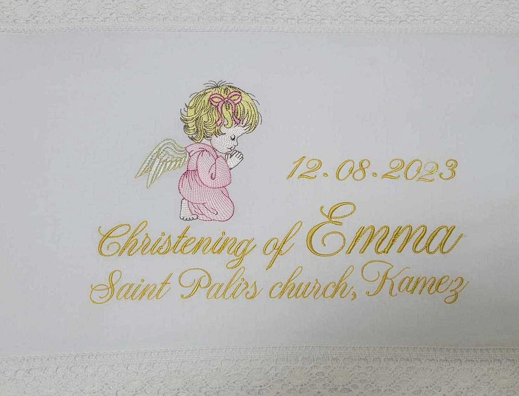 Negozio di abiti da cerimonia e principessa Disney fatti a mano per bambine, ricami personalizzati per neonati. Stile elegante e romantico, colore principale lilla.